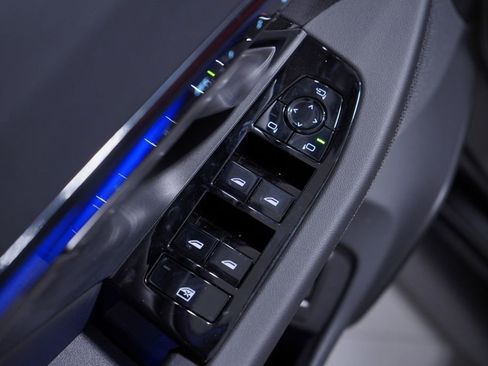 New 2026 BMW M5 Touring image 17