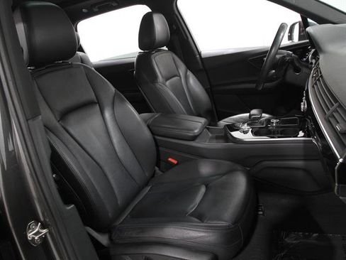Used 2019 Audi Q7 3.0T Premium Plus w/ Premium Plus Package image 18