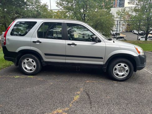 Used 2006 Honda CR-V LX image 4