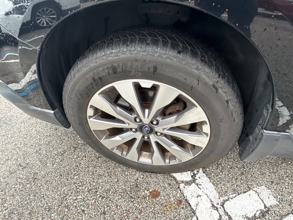 Used 2019 Subaru Outback 3.6R Touring AWD/4WD image 31
