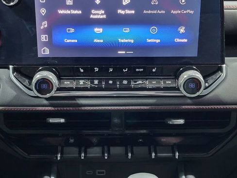 Certified 2024 Chevrolet Colorado Z71 w/ Z71 Convenience Package 2 AWD/4WD image 20