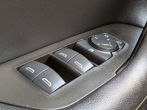 Used 2023 Chevrolet Blazer LT FWD image 26
