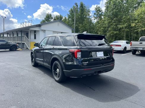 New 2025 Ford Explorer 4WD Police Interceptor image 7