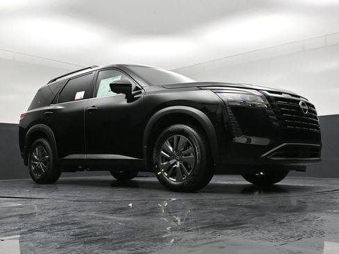 New 2026 Nissan Pathfinder SV AWD/4WD image 32
