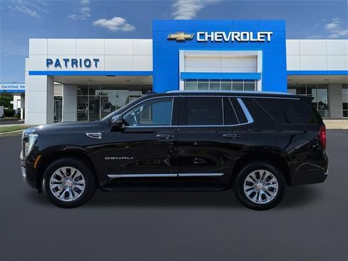 Used 2025 GMC Yukon Denali AWD/4WD image 7