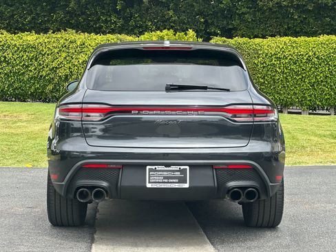 Certified 2026 Porsche Macan AWD/4WD image 7