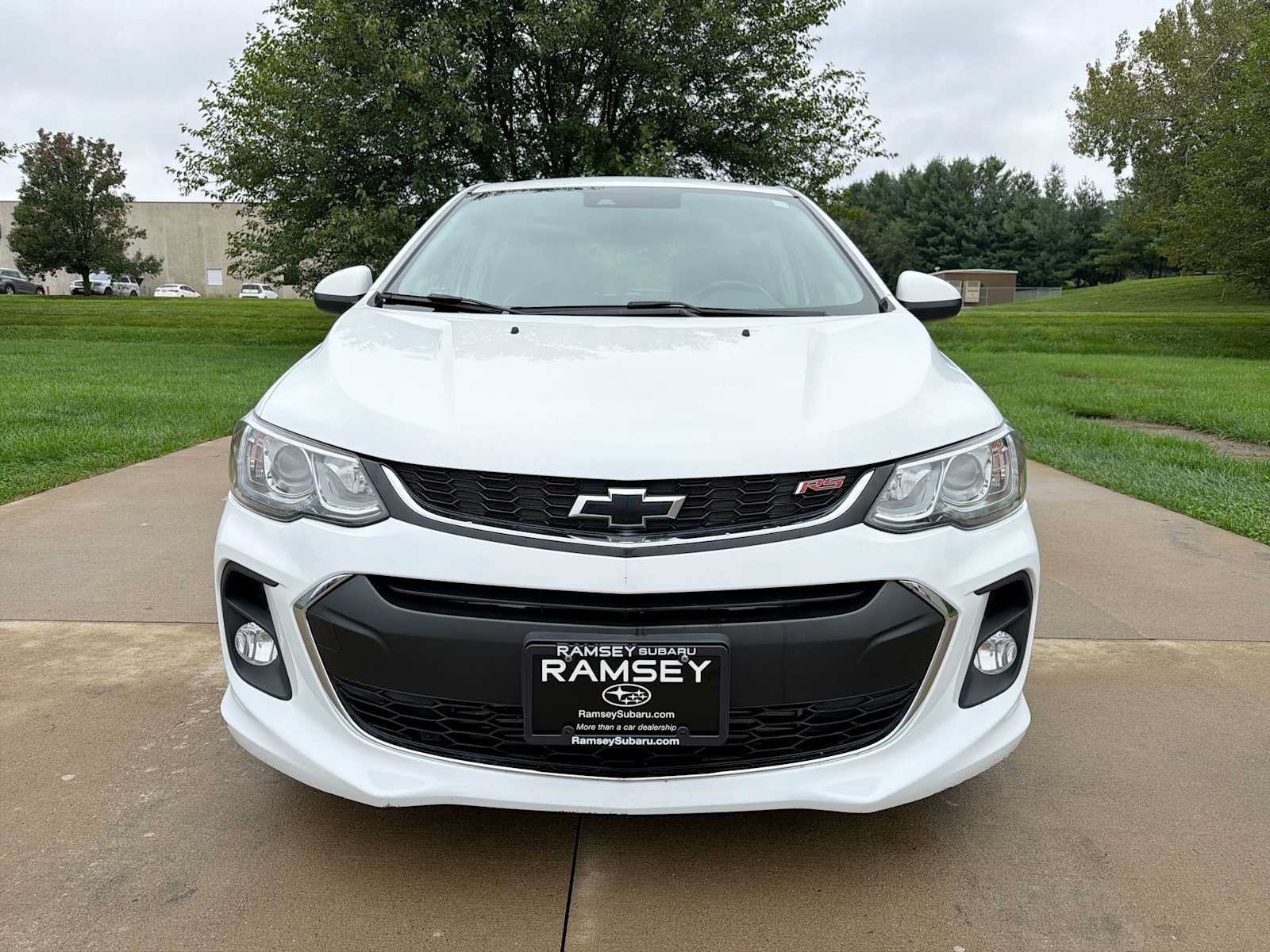 Used 2017 Chevrolet Sonic Premier w/ Driver Confidence Package FWD image 9
