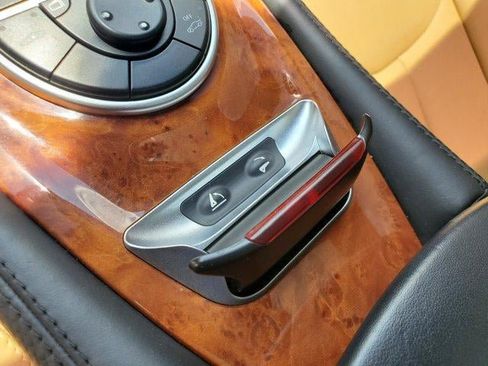 Used 2005 Mercedes-Benz SL 600 image 25