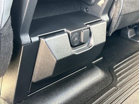 New 2026 Ford F250 XL image 19