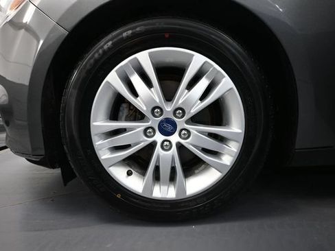 Used 2012 Ford Focus SEL FWD image 15