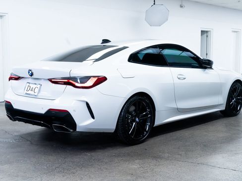 Used 2023 BMW 440i xDrive Coupe w/ Premium Package image 6