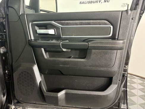 Used 2024 RAM 2500 Big Horn image 31