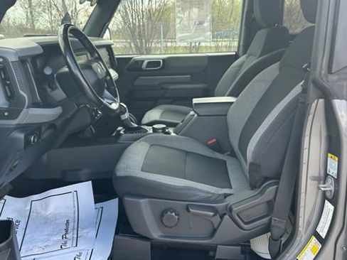 Used 2022 Ford Bronco Big Bend w/ Sasquatch Package AWD/4WD image 14