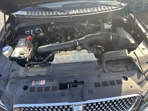 Used 2022 Lincoln Navigator L Reserve AWD/4WD image 18
