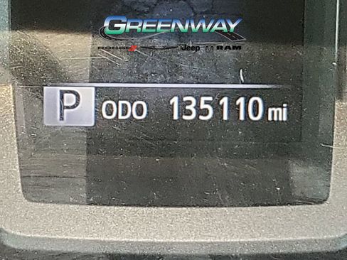 Used 2018 Toyota Tacoma TRD Sport w/ Technology Package image 6