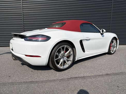 Certified 2019 Porsche 718 Boxster RWD image 5