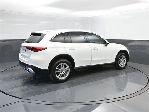 New 2025 Mercedes-Benz GLC 300 image 15