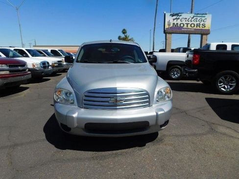 Used 2009 Chevrolet HHR LS image 2