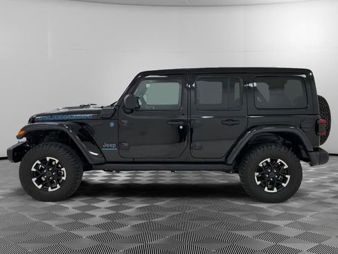 Used 2024 Jeep Wrangler Unlimited Rubicon 4xe AWD/4WD image 2