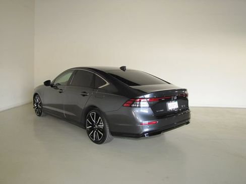 Certified 2025 Honda Accord Touring image 23