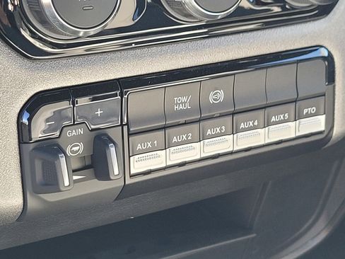 New 2026 RAM 5500 Tradesman w/ Chrome Appearance Group image 13