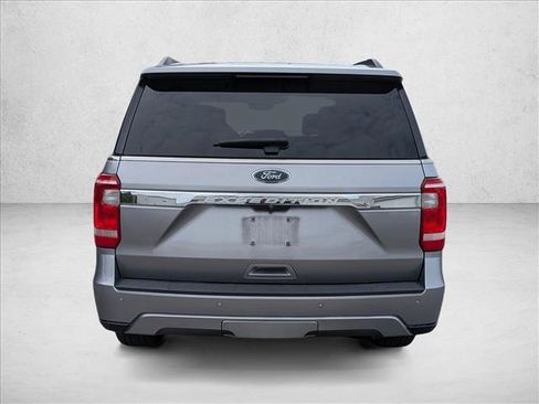 Used 2020 Ford Expedition XLT w/ Equipment Group 202A RWD image 7