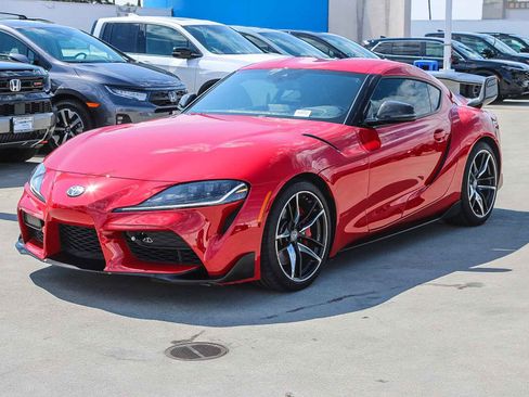 Used 2020 Toyota Supra image 3