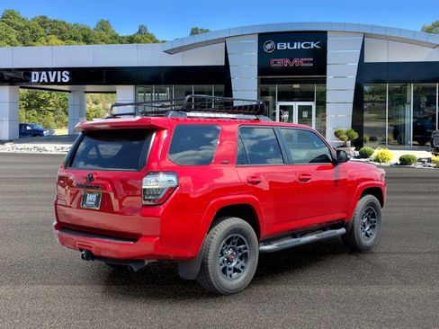 Used 2024 Toyota 4Runner SR5 Premium w/ Moonroof Package AWD/4WD image 6