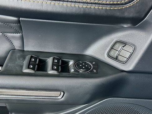 Used 2022 Ford Expedition Max Platinum image 18