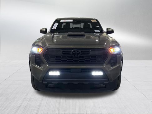 Used 2024 Toyota Tacoma TRD Sport w/ TRD Sport Upgrade Package AWD/4WD image 2