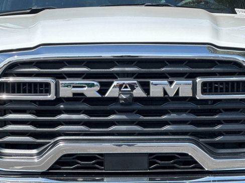Used 2026 RAM 2500 Big Horn AWD/4WD image 37
