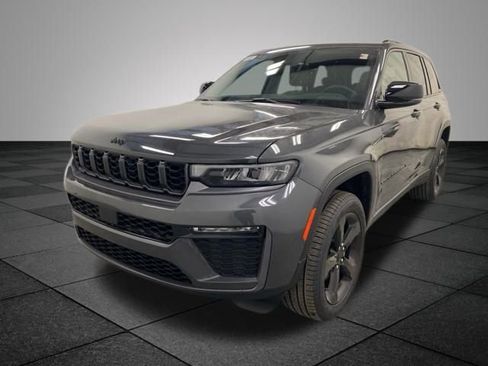 New 2026 Jeep Grand Cherokee Limited w/ Limited Altitude Package image 3