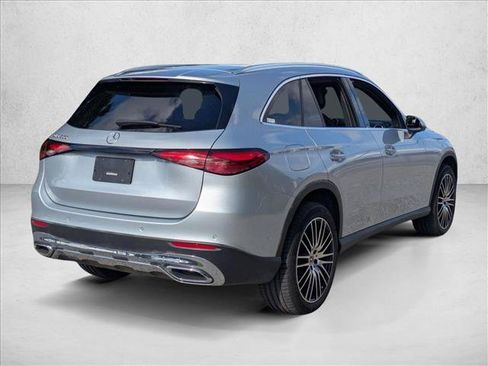 Certified 2024 Mercedes-Benz GLC 300 image 5