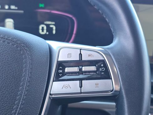Used 2024 Kia Telluride S w/ S Sunroof Package FWD image 25