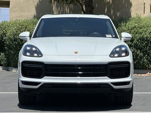 Used 2022 Porsche Cayenne Turbo AWD/4WD image 8