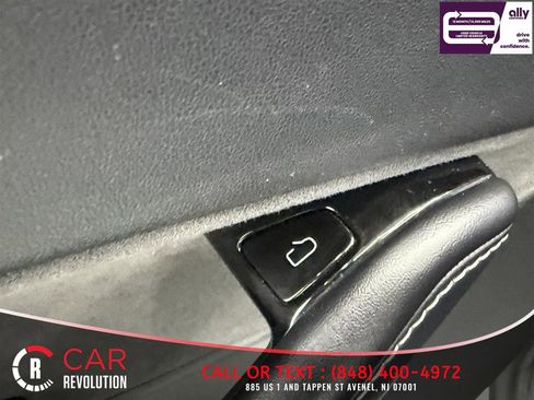 Used 2020 Tesla Model Y Performance image 22