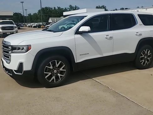 Used 2021 GMC Acadia SLE FWD image 4