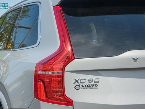 Certified 2023 Volvo XC90 T8 Ultimate w/ Protection Package Premier AWD/4WD image 7