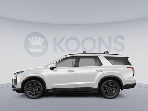 Used 2024 Hyundai Palisade XRT FWD image 2
