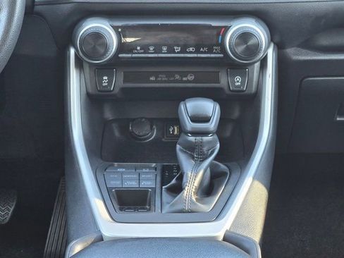 Used 2024 Toyota RAV4 LE image 17