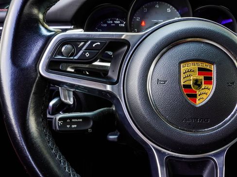 Used 2021 Porsche Macan S AWD/4WD image 32