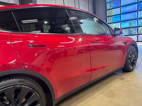 Used 2023 Tesla Model Y Performance AWD/4WD image 47