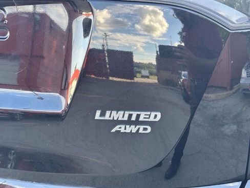 Used 2016 Toyota RAV4 Limited AWD/4WD image 37