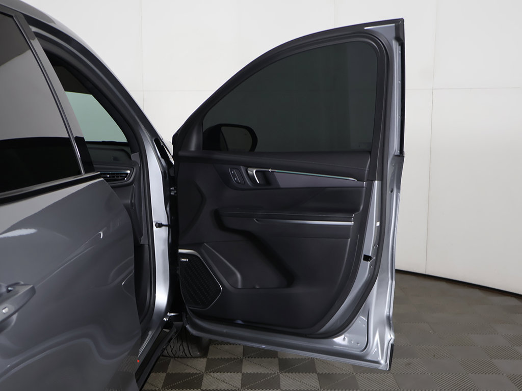Used 2026 Buick Enclave Sport Touring w/ Power Package FWD image 23