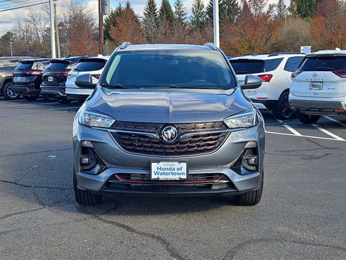 Used 2022 Buick Encore GX Preferred w/ Sport Touring Package image 2