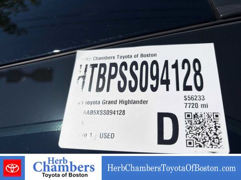 Used 2025 Toyota Grand Highlander AWD image 14
