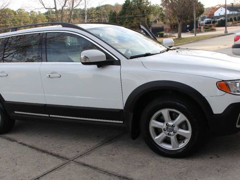 Used 2013 Volvo XC70 3.2 image 25