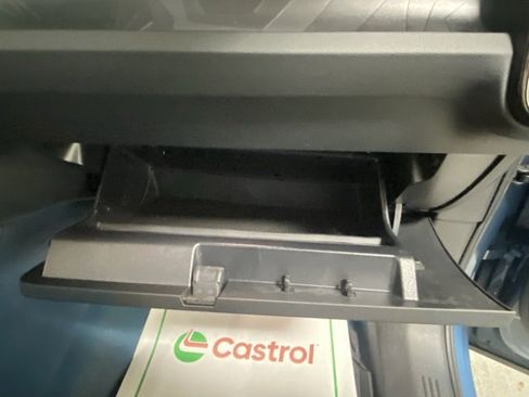 Used 2023 Volvo C40 P8 Recharge Ultimate image 29