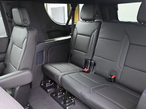 New 2025 GMC Yukon XL Denali w/ Denali Reserve Package image 26