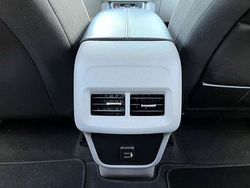 Used 2022 GMC Terrain SLE w/ Driver Convenience Package FWD image 41